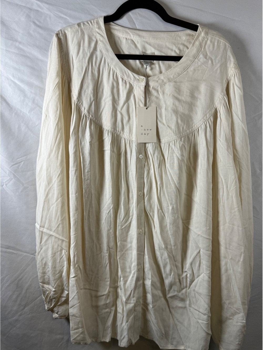 Day Cream Long Sleeve Button-Up Blouse Size 4X